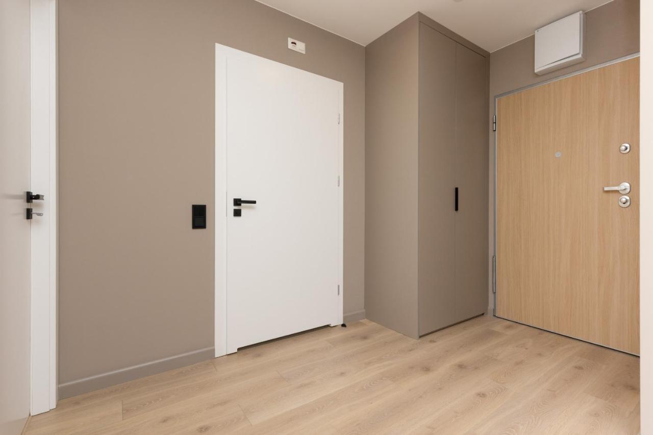 Aparthotel Mokotow Business Center By Noclegi Renters Варшава Экстерьер фото