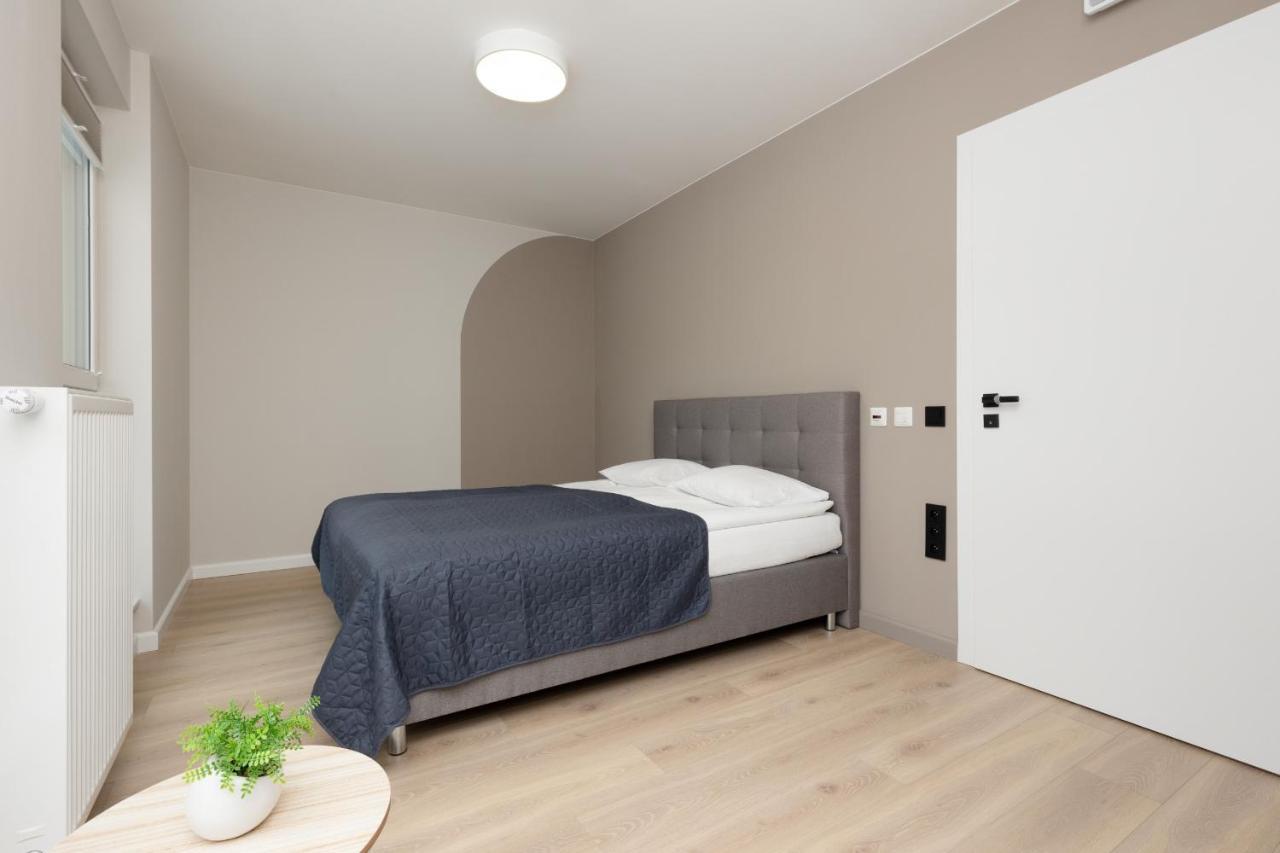 Aparthotel Mokotow Business Center By Noclegi Renters Варшава Экстерьер фото