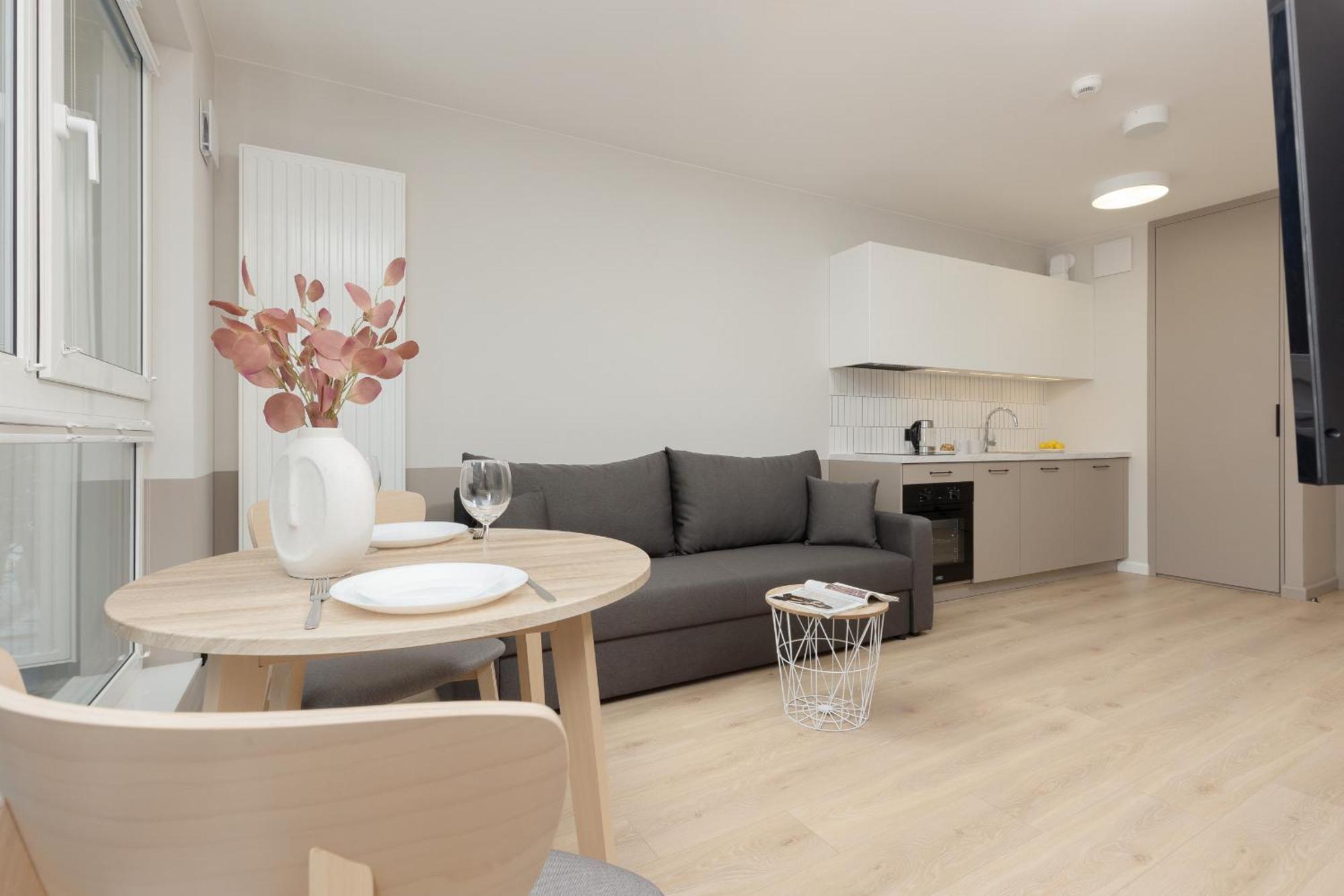 Aparthotel Mokotow Business Center By Noclegi Renters Варшава Экстерьер фото